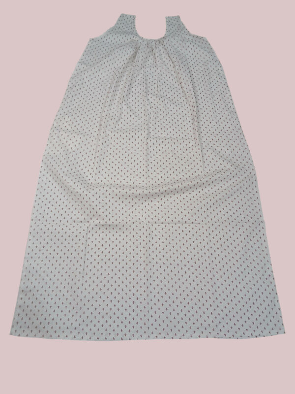 White with Red  (Code:N375P86)